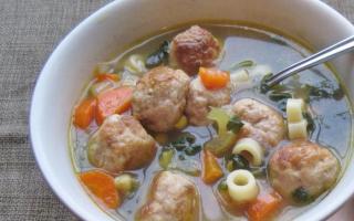 Chicken soup without potatoes